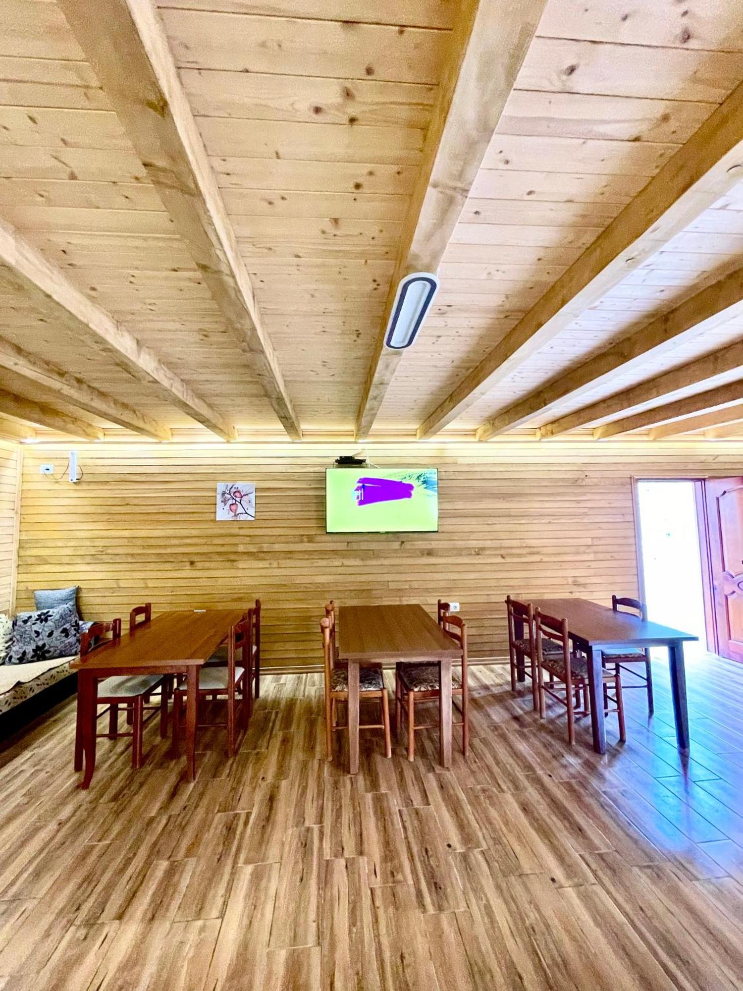 Lazer Cardaku Guesthouse ヴァルボナ エクステリア 写真